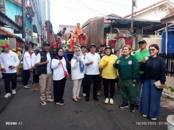 Warga Menteng Atas Antusias Ikuti Kerja Bakti BBJS Kecamatan Setiabudi